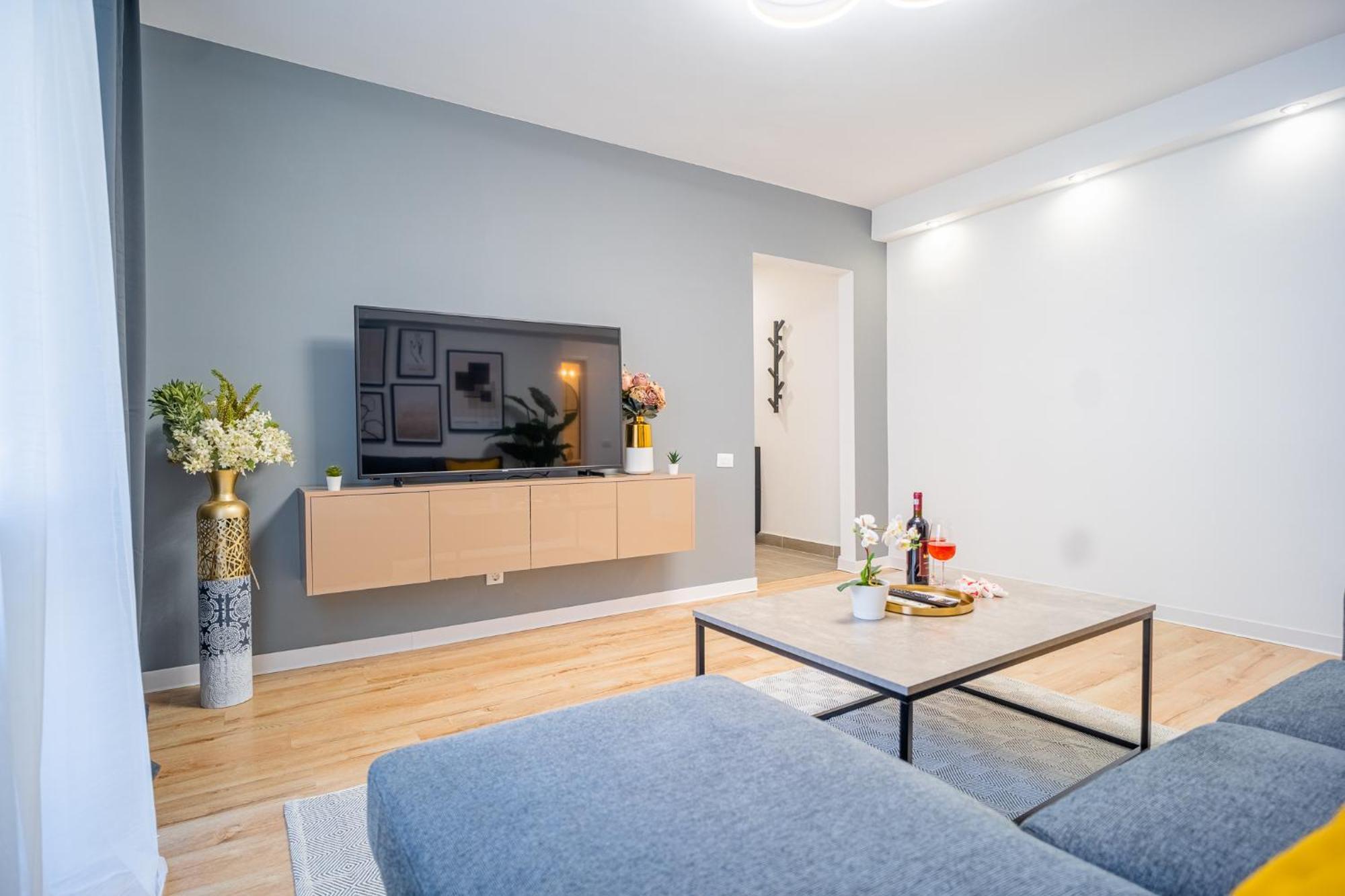 בוקרשט Spacious Newly Renovated 2Br Apartments With Balcony מראה חיצוני תמונה