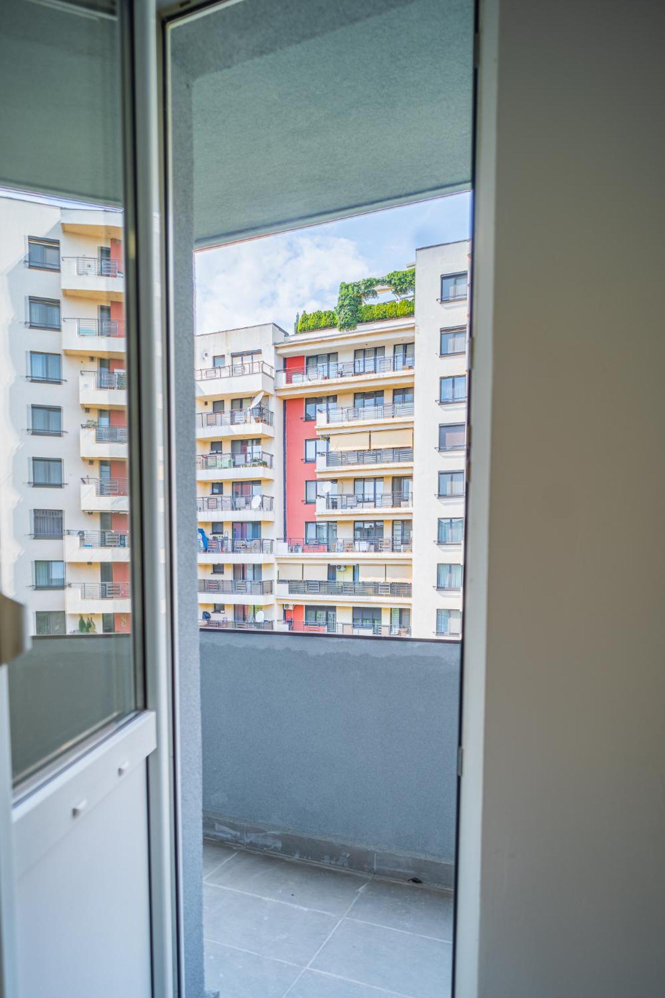בוקרשט Spacious Newly Renovated 2Br Apartments With Balcony מראה חיצוני תמונה