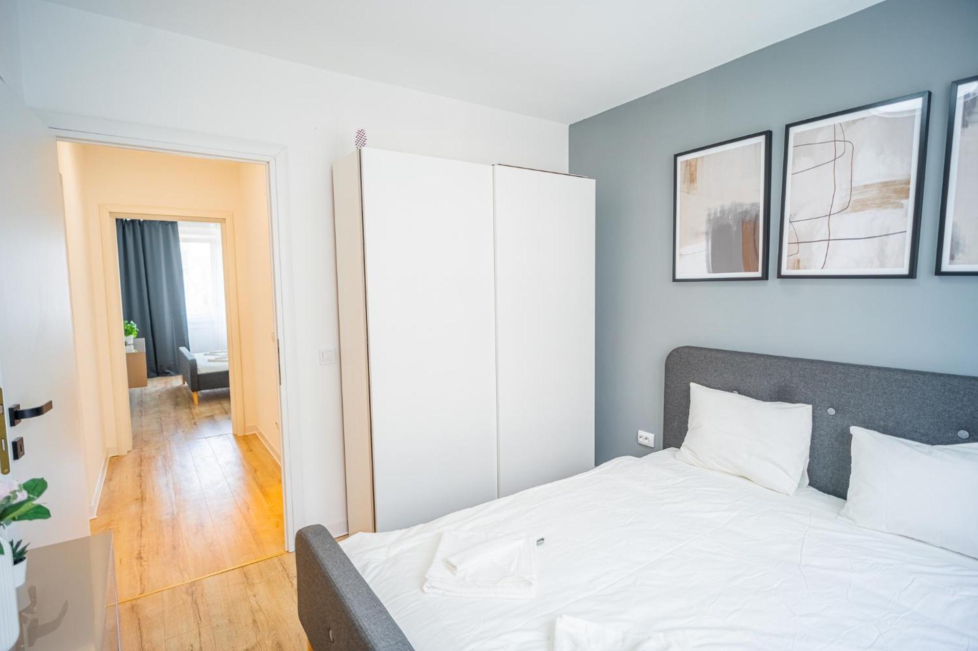 בוקרשט Spacious Newly Renovated 2Br Apartments With Balcony מראה חיצוני תמונה